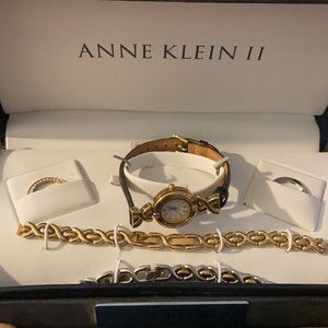 Anne Klein II never used interchangeable watch!
